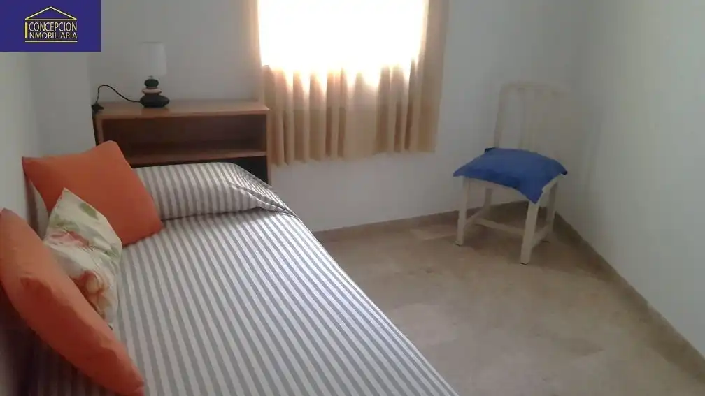 Schlafzimmer von Wohnungen zur Miete in Córdoba mit Klimaanlage, Heizung und Möbliert