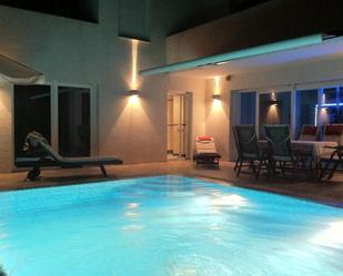 Piscina de Casa o xalet en venda en Gilet amb Aire condicionat, Calefacció i Jardí privat