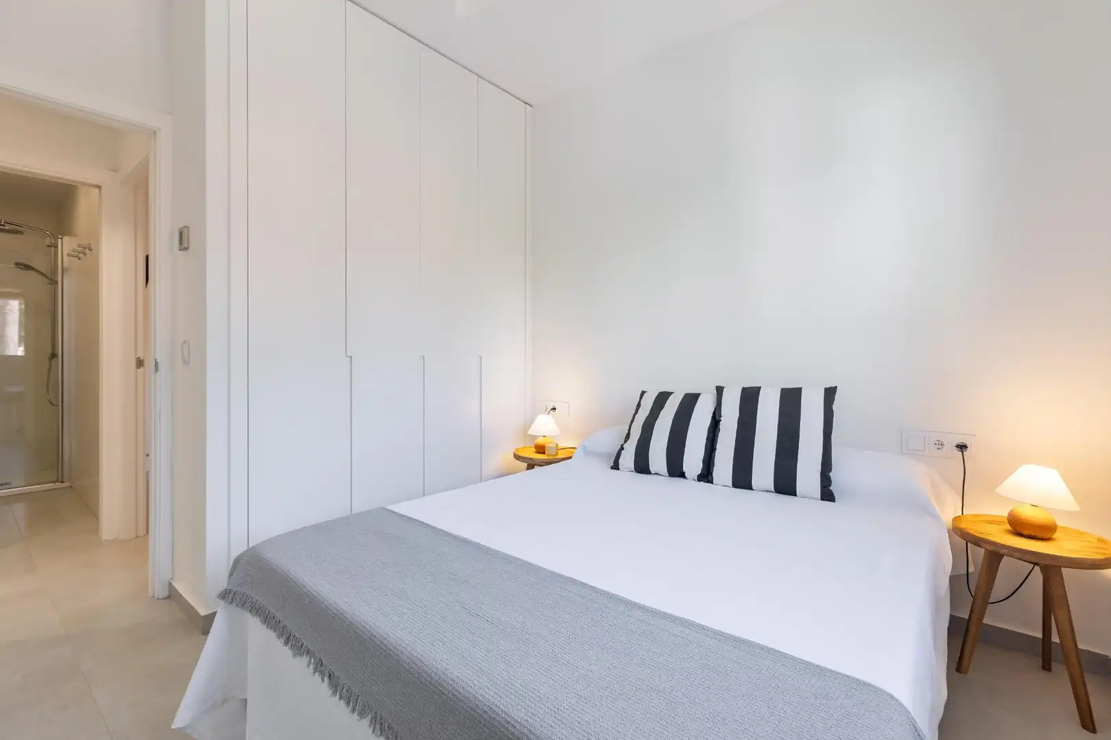 Schlafzimmer von Haus oder Chalet zum Verkauf in Dénia mit Klimaanlage, Heizung und Privatgarten