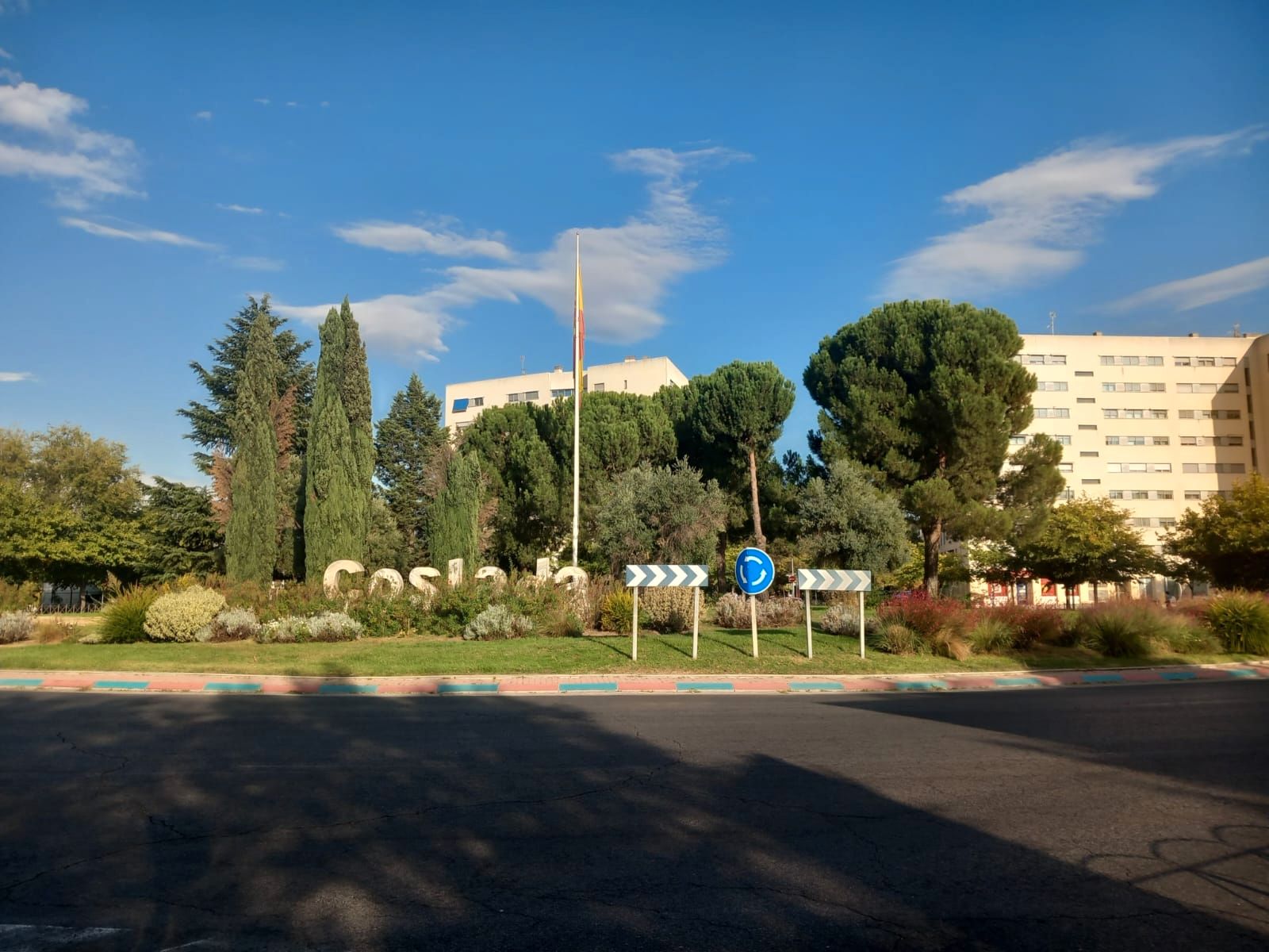 Exterior view of Flat for sale in Coslada  with Heating, Parquet flooring and Oven