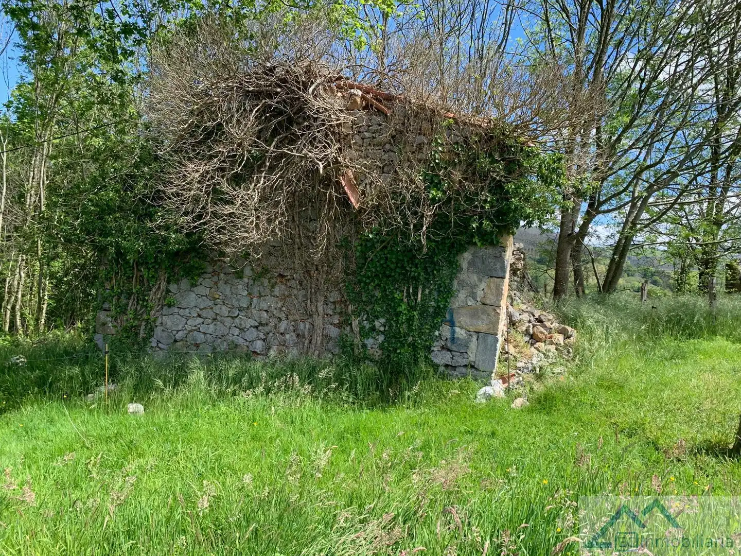 Casa rústica en venda a Riotuerto, imagen 2