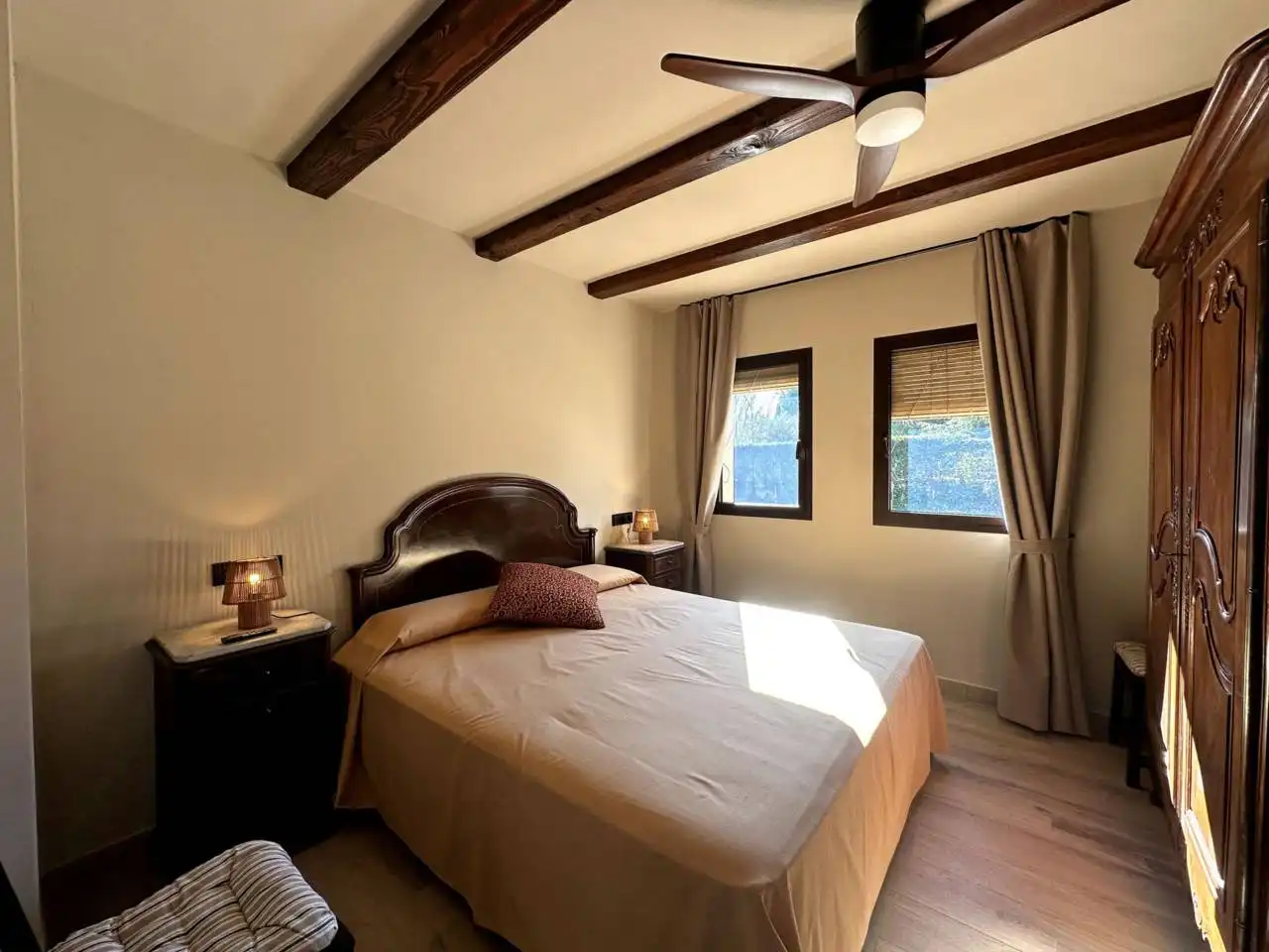 Habitación de Casa o chalet de alquiler en La Tallada d'Empordà con Aire acondicionado, Calefacción y Jardín privado