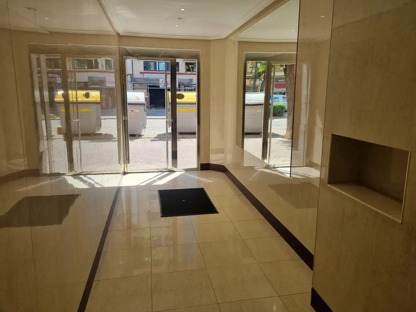 Apartament amb ascensor en venda a Avenida del Cid Campeador, imagen 2