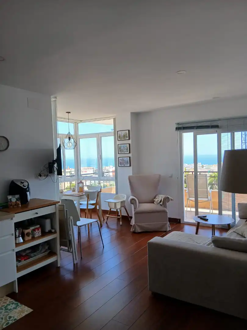 Flat for rent in Avenida Joan Miró, 16, Calvario