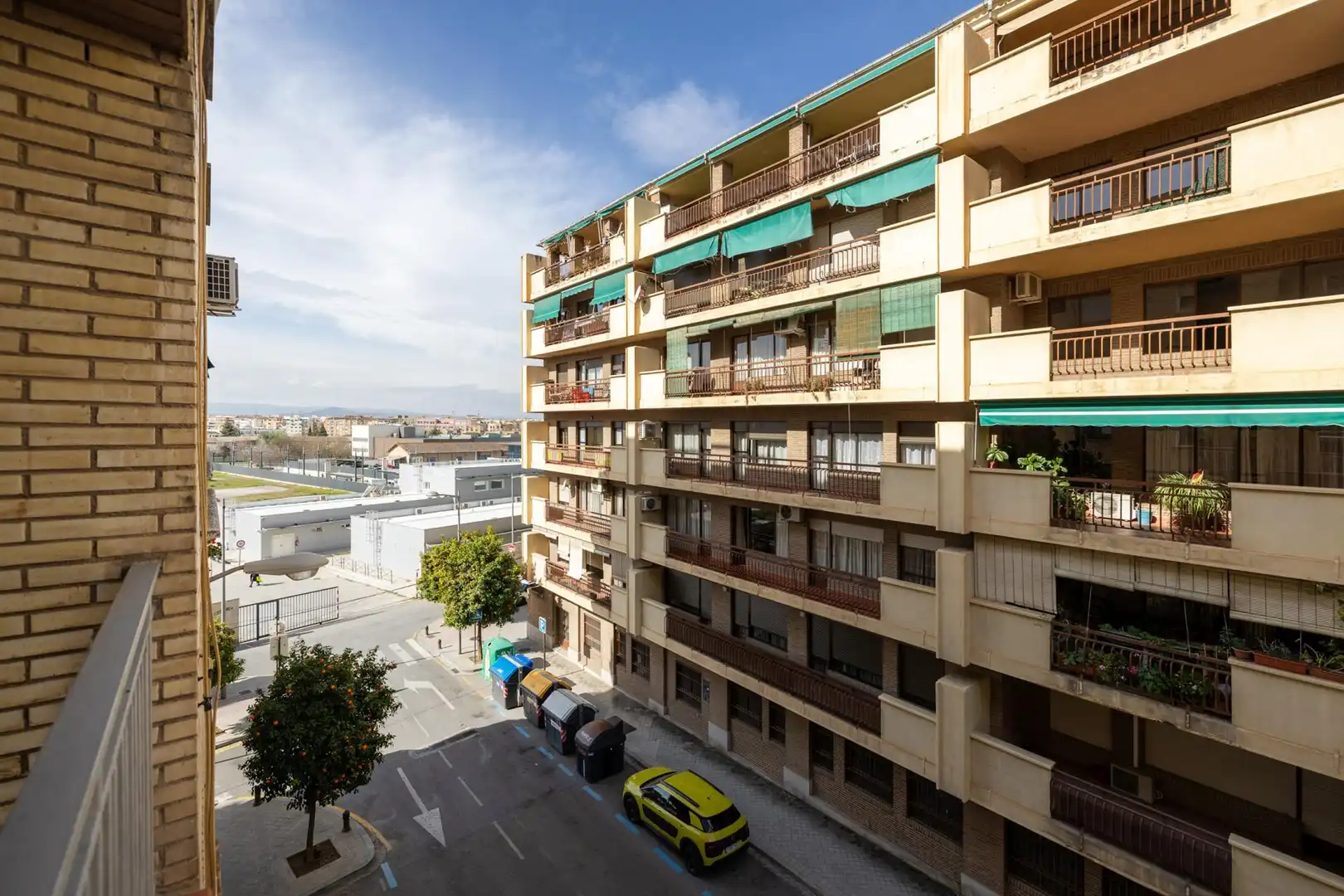 Vista exterior de Apartament en venda en Granada