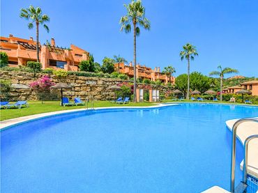 Apartamento con piscina en venta en La Mairena
