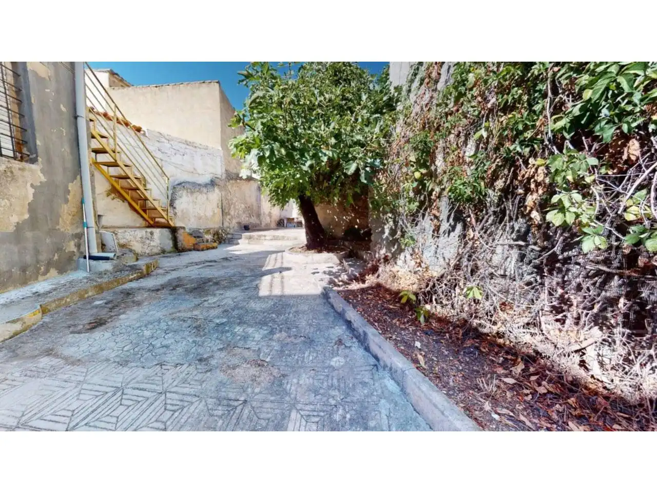 Vista exterior de Casa o xalet en venda en Caravaca de la Cruz amb Aire condicionat, Jardí privat i Terrassa