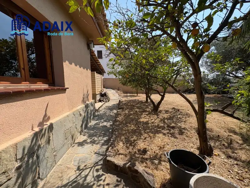 Jardín de Casa o chalet en venta en Roda de Berà con Terraza, Trastero y Horno
