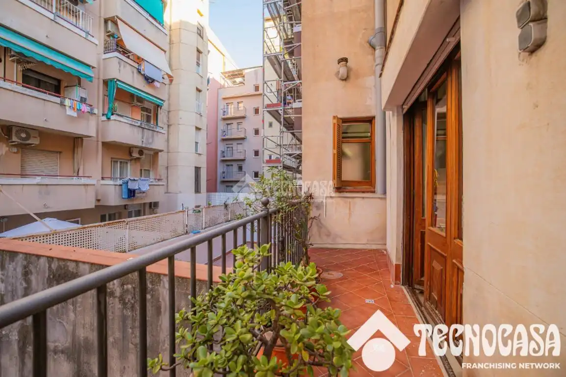 Terraza de Piso en venta en Barcelona con Calefacción y Balcón