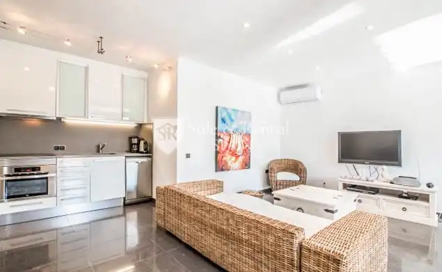 Sala d'estar de Casa o xalet en venda en Lloret de Mar amb Aire condicionat, Jardí privat i Terrassa