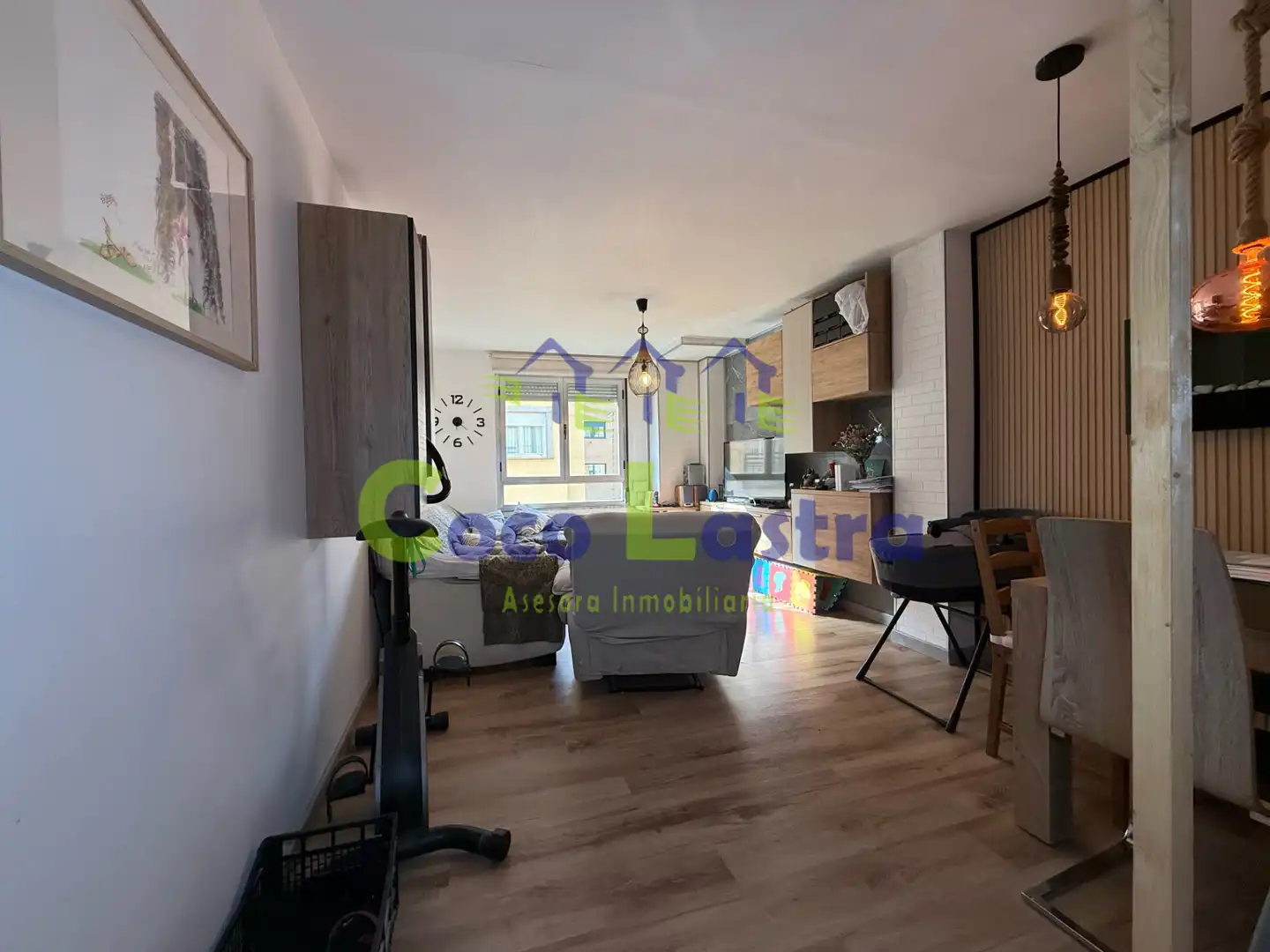 Sala de estar de Dúplex en venta en Salamanca con Calefacción, Parquet y Terraza
