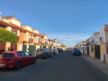 Casa a schiera con balcone in vendita a Calle Larga 7