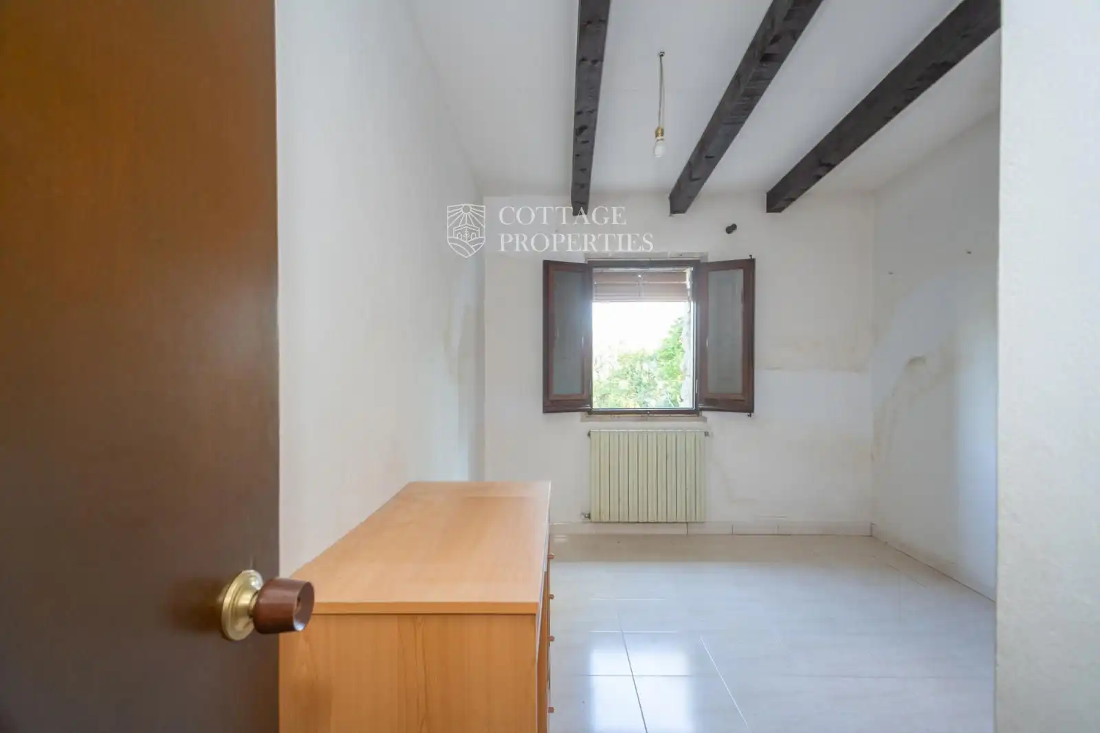Habitación de Finca rústica en venta en Sant Miquel de Campmajor con Calefacción y Piscina