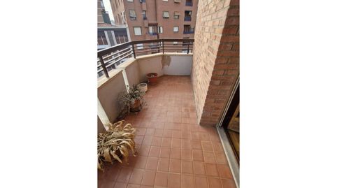 Foto 3 de Piso en venta en Avenida Colón, Residencia, Logroño