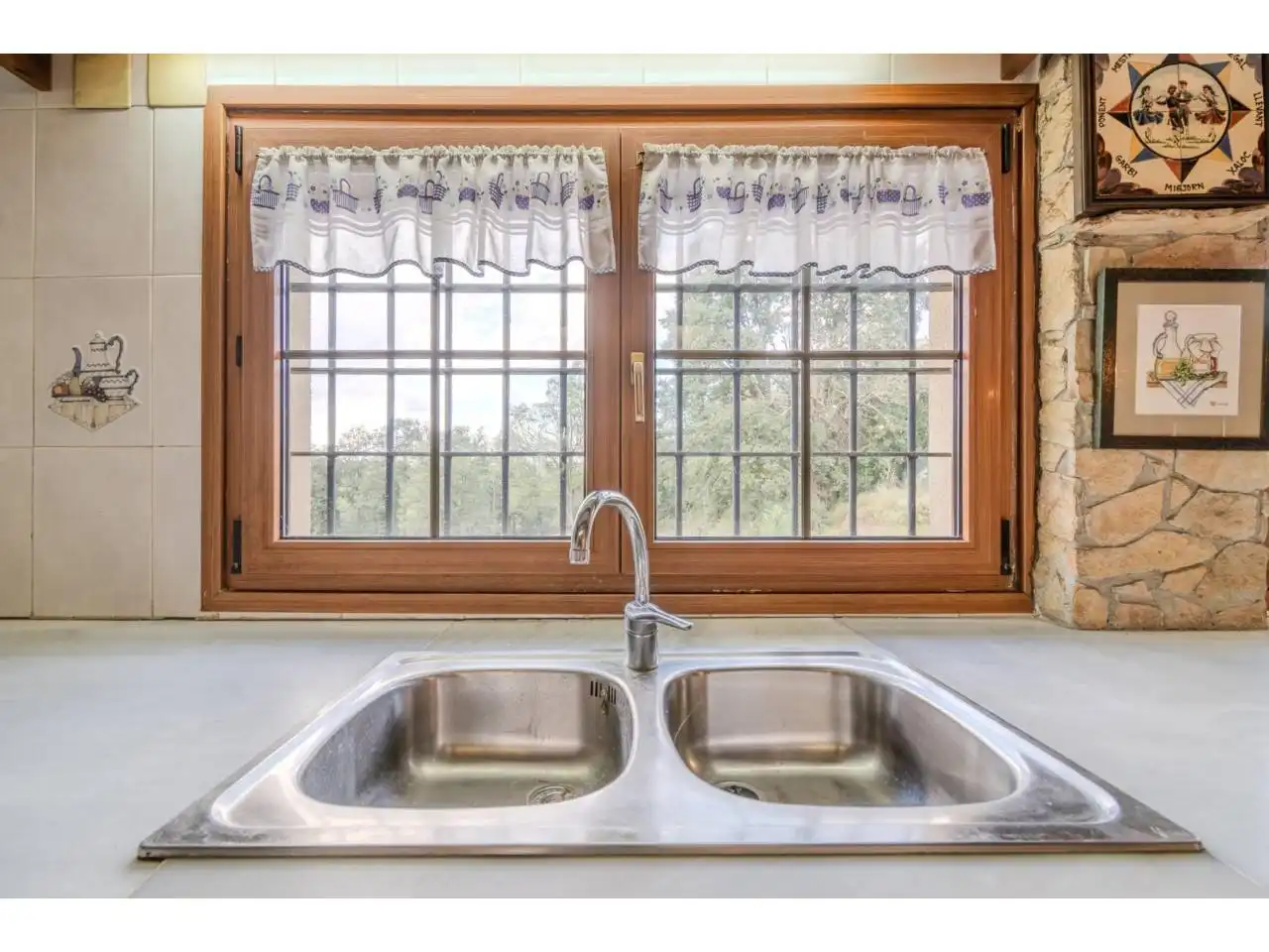 Cocina de Finca rústica en venta en Sils con Calefacción, Jardín privado y Terraza