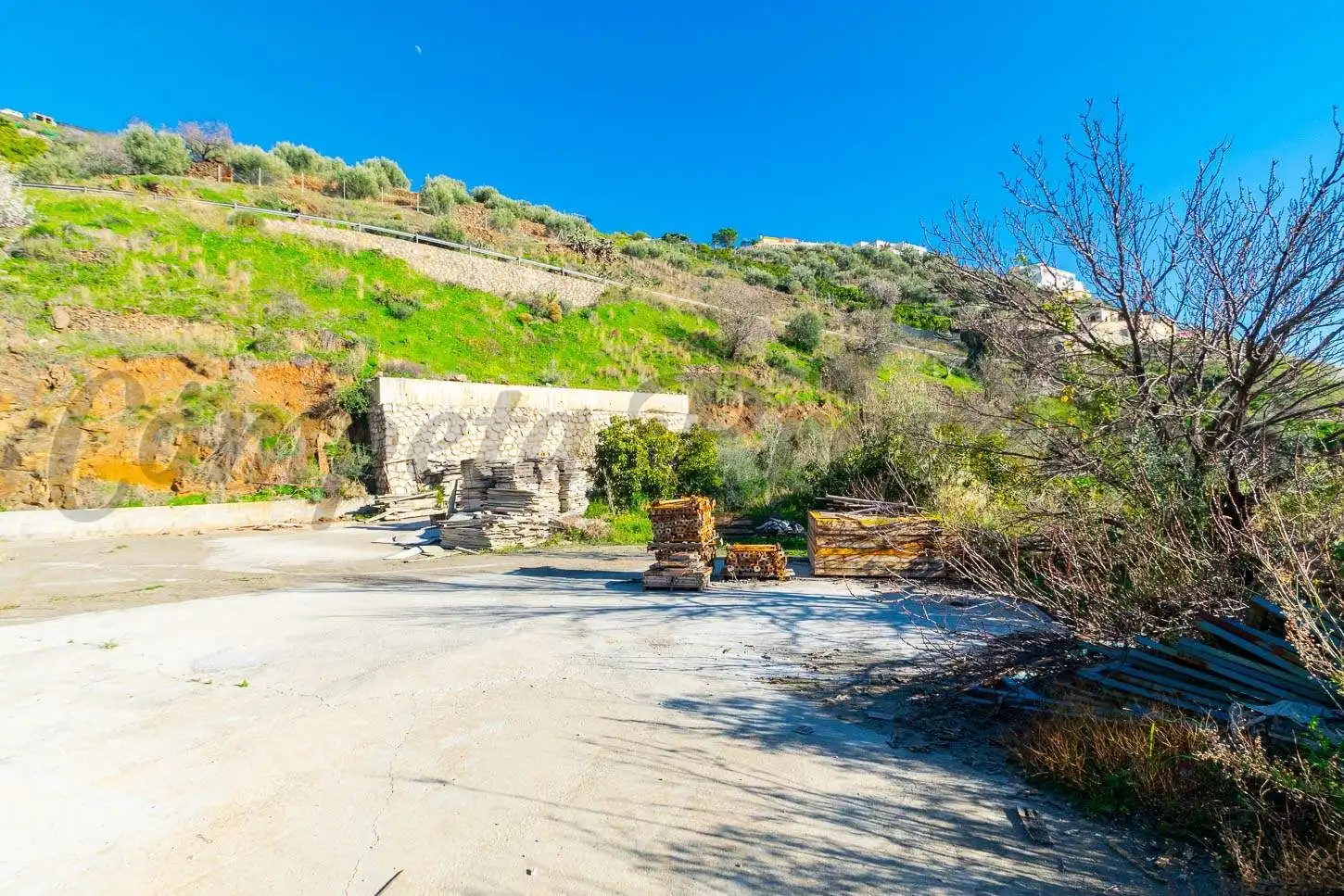Rustikales Grundstück zum Verkauf in Torrox Pueblo, imagen 2