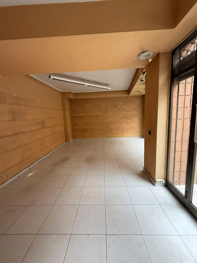 Business premises to rent in San Claudio - La Chantría, imagen 3