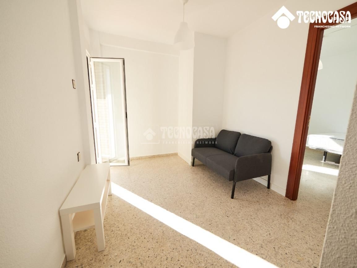 Sala d'estar de Pis de lloguer en  Granada Capital
