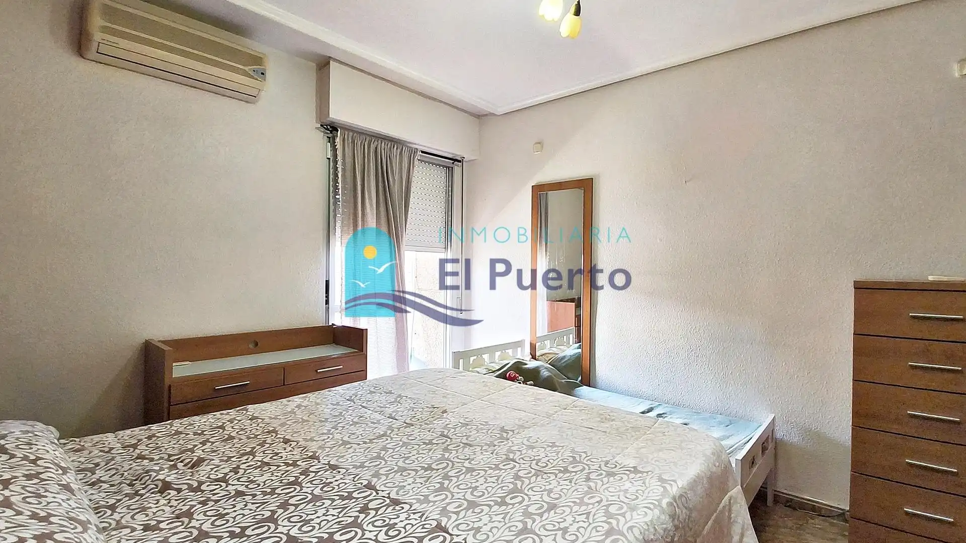 Habitación de Ático en venta en Águilas con Aire acondicionado, Calefacción y Trastero