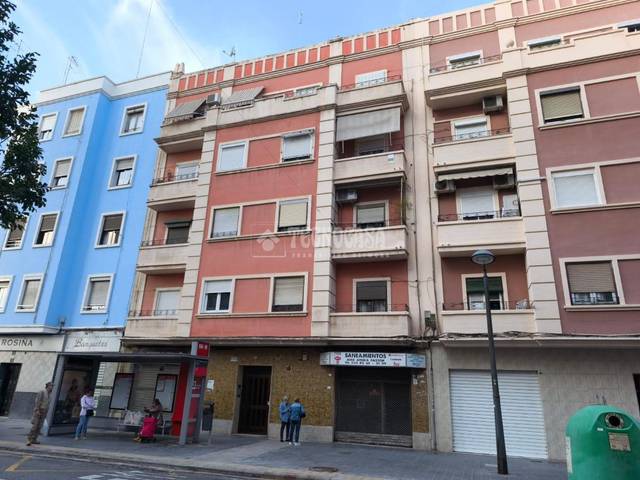 Local comercial en Venta en En Corts - Doctor Waksman