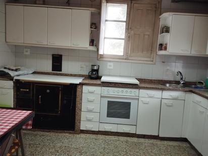 Cuina de Casa o xalet en venda en Montederramo amb Jardí privat i Terrassa