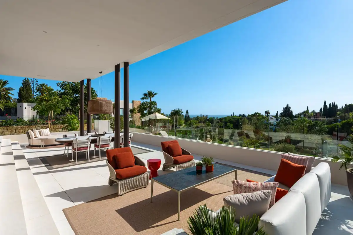 Terrassa de Casa o xalet en venda en Marbella amb Aire condicionat, Jardí privat i Terrassa