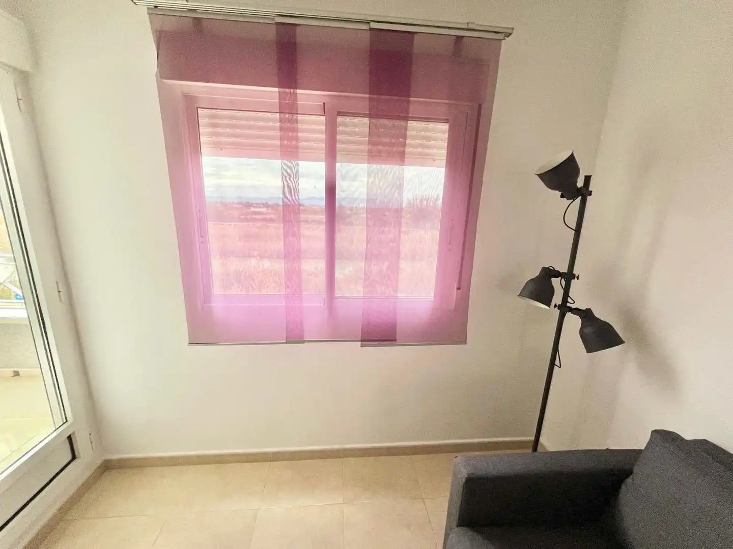 Schlafzimmer von Wohnungen zur Miete in Guardamar del Segura mit Klimaanlage, Heizung und Schwimmbad