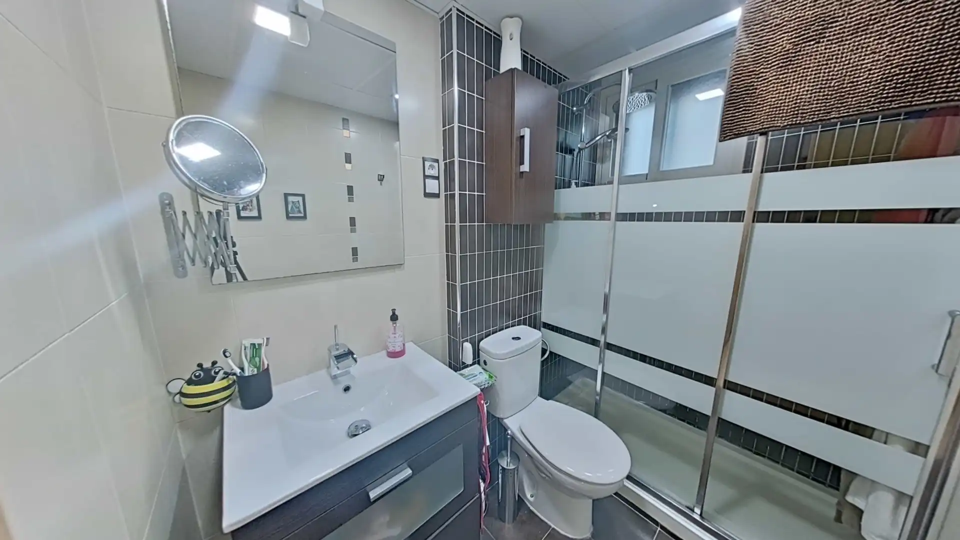 Baño de Piso en venta en Madrid con Aire acondicionado, Calefacción y Amueblado