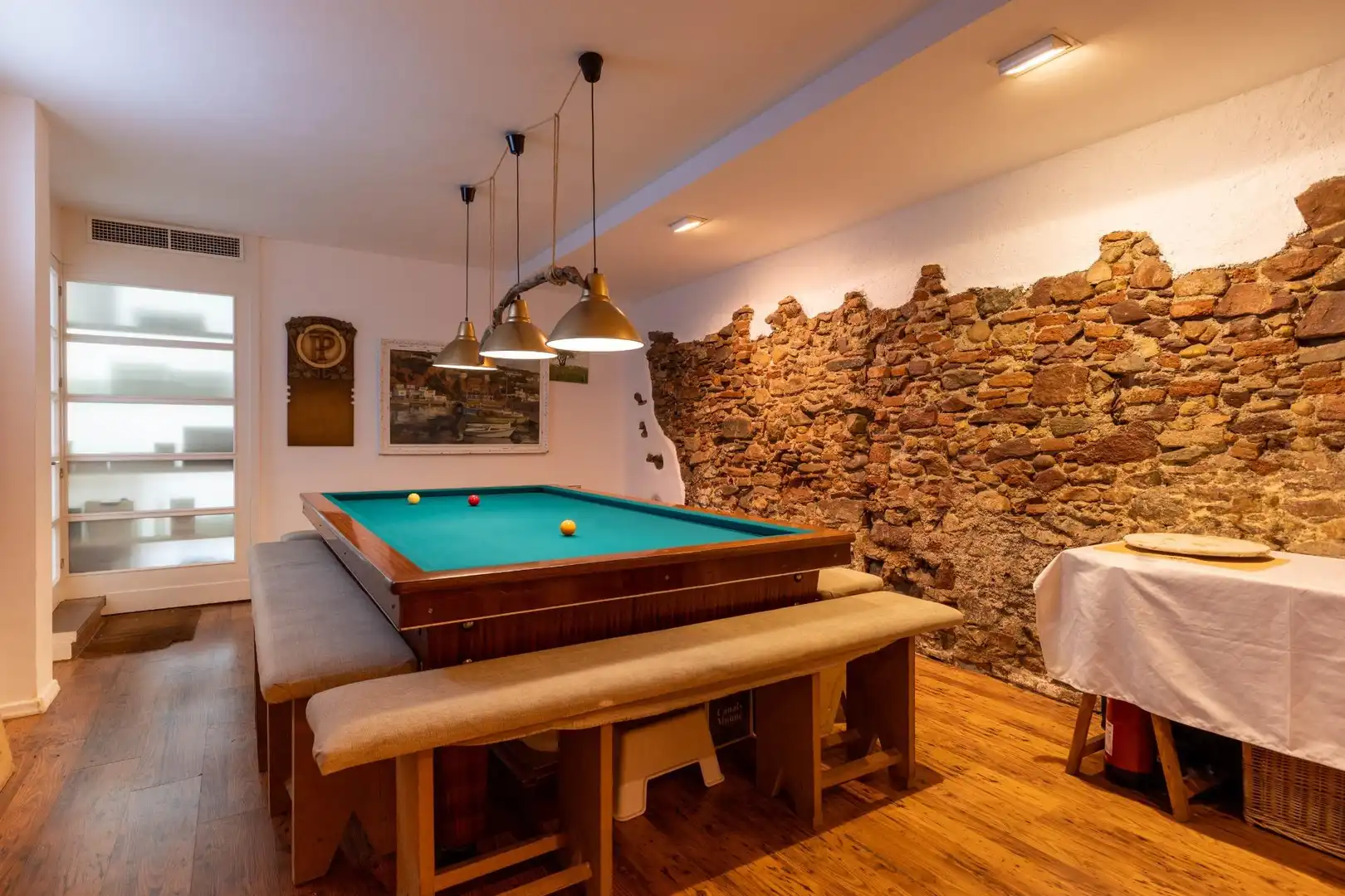 Haus oder Chalet zum Verkauf in Viladecavalls mit Privatgarten, Terrasse und Abstellraum