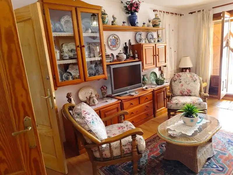 Living room of Houses for sale in Miraflores de la Sierra  with Air Conditioner, Heating and Terrace