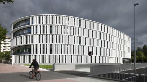 Foto 2 de Piso en venta en Salvador de Azpiazu Ibilbidea, San Martín, Vitoria - Gasteiz