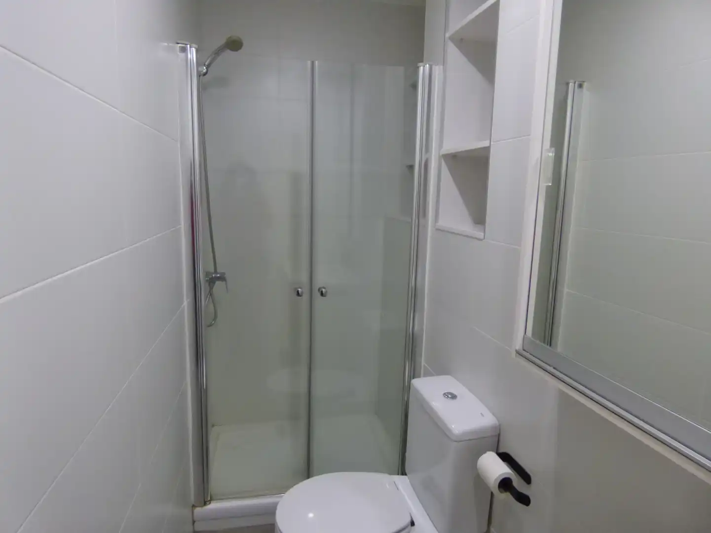 Baño de Piso de alquiler en Madrid con Aire acondicionado, Calefacción y Terraza