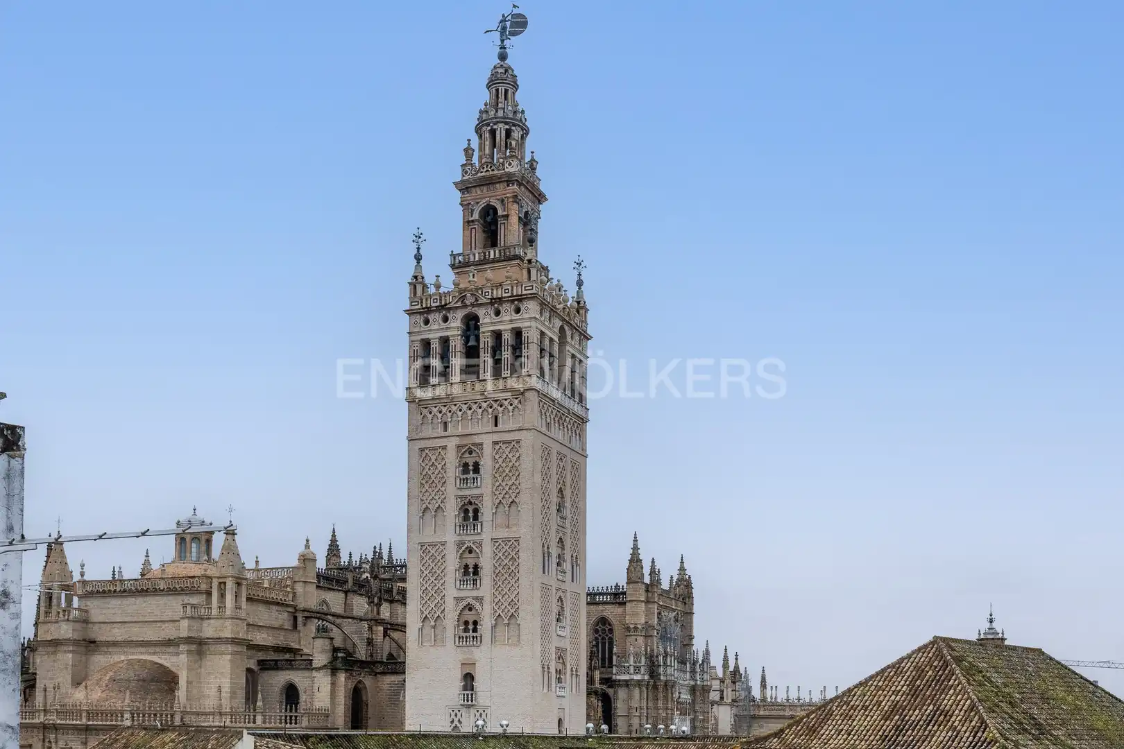 Exterior view of Flat for sale in Sevilla  with Air Conditioner and Heating