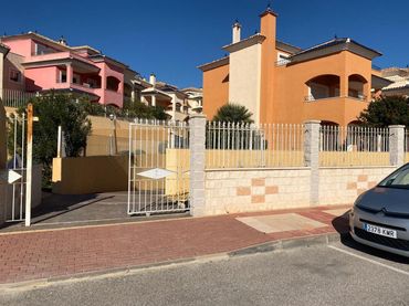 Aparcament en venda a Av del Mundo (Resid.Alhambras II)