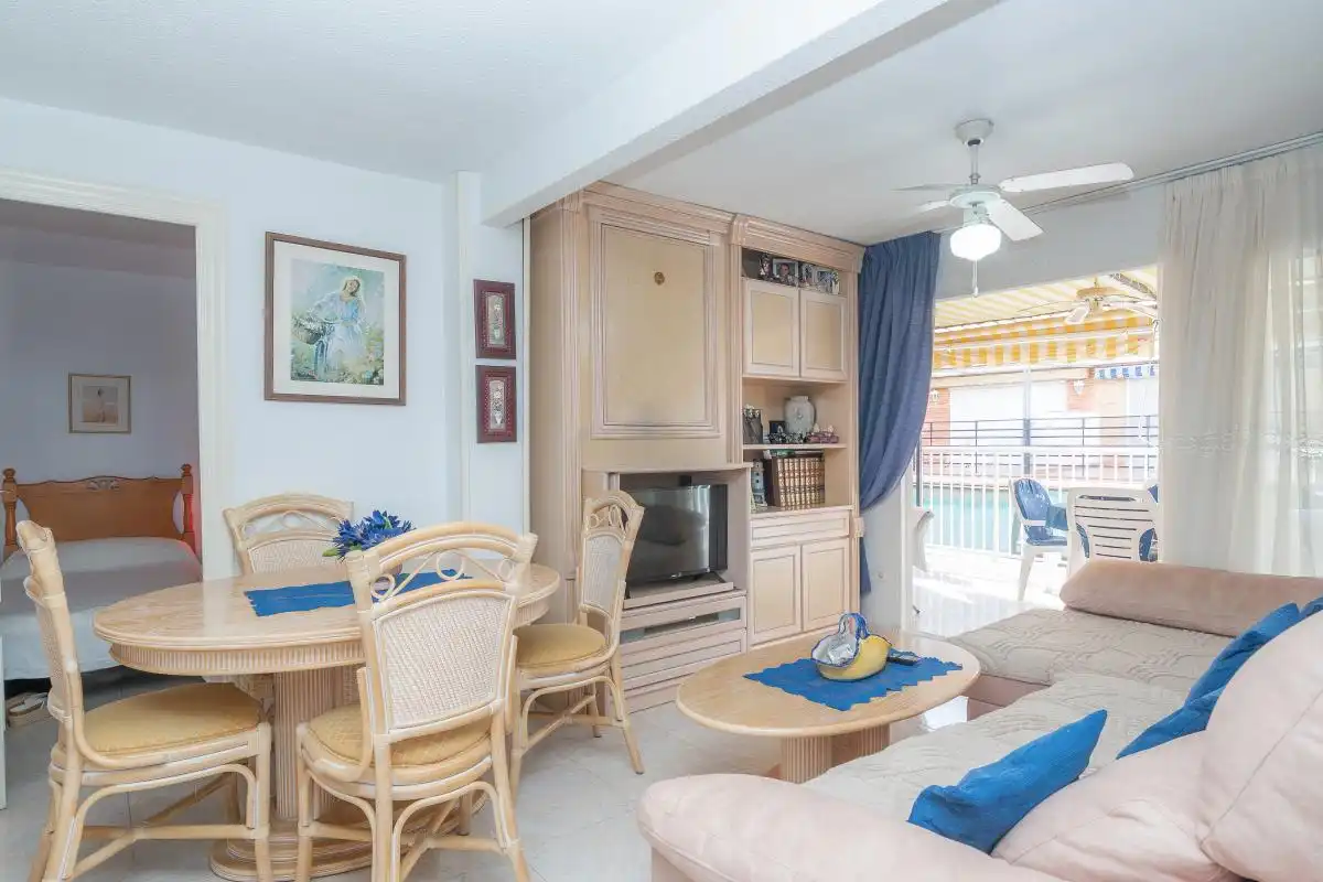 Sala de estar de Piso en venta en Benidorm con Aire acondicionado, Calefacción y Terraza