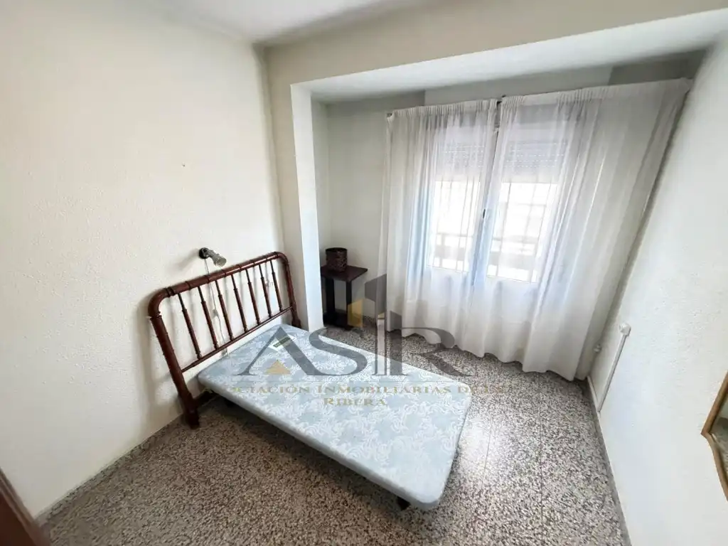 Bedroom of Flat for rent in Alzira