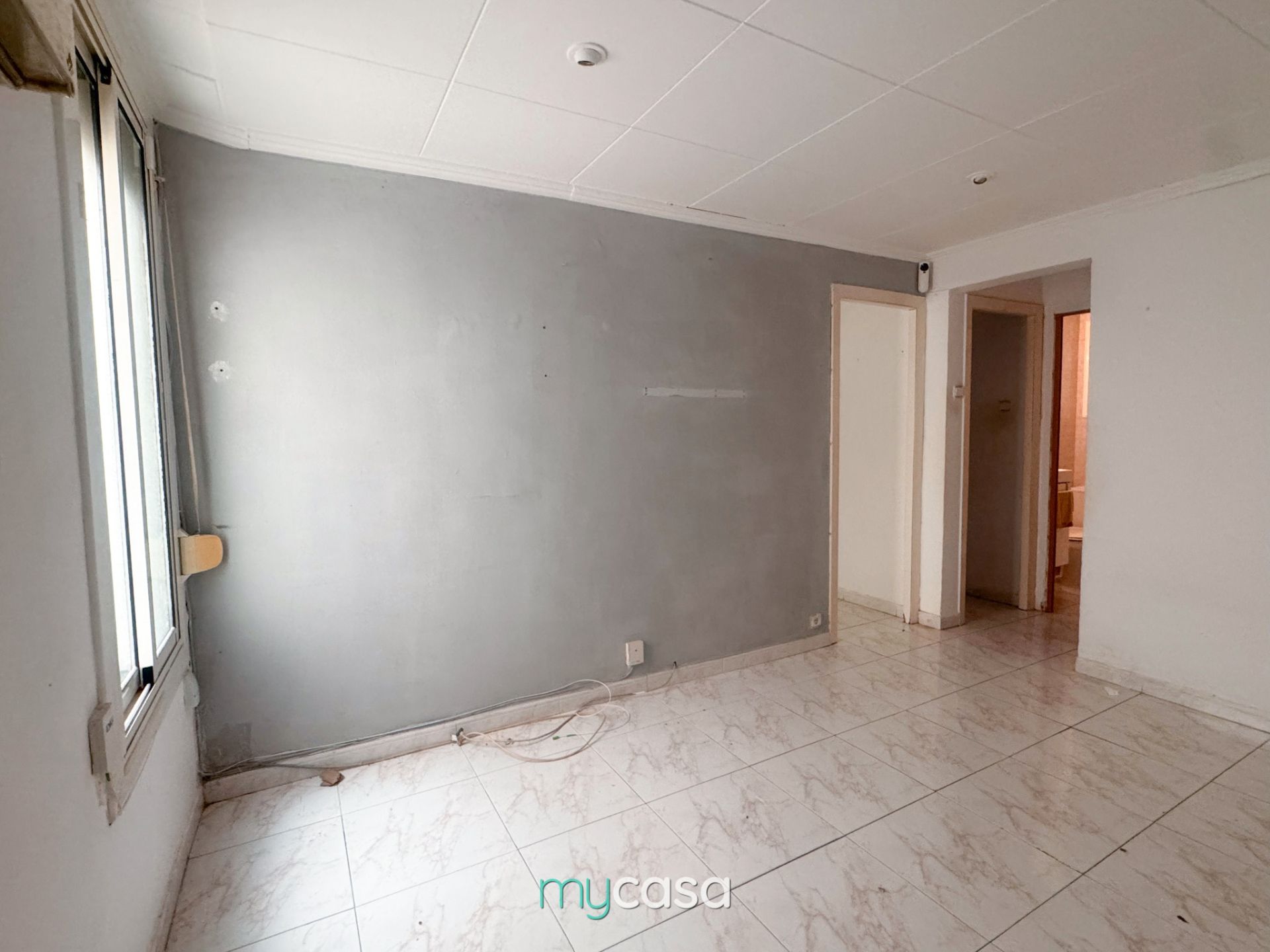 Bedroom of Flat for sale in Badalona