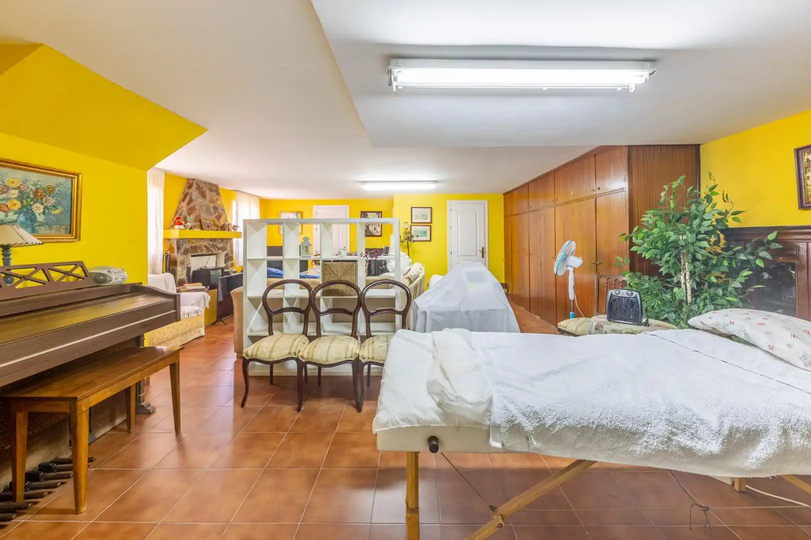 Casa aparellada amb terrassa en venda a Calle Calle Mistral, imagen 39