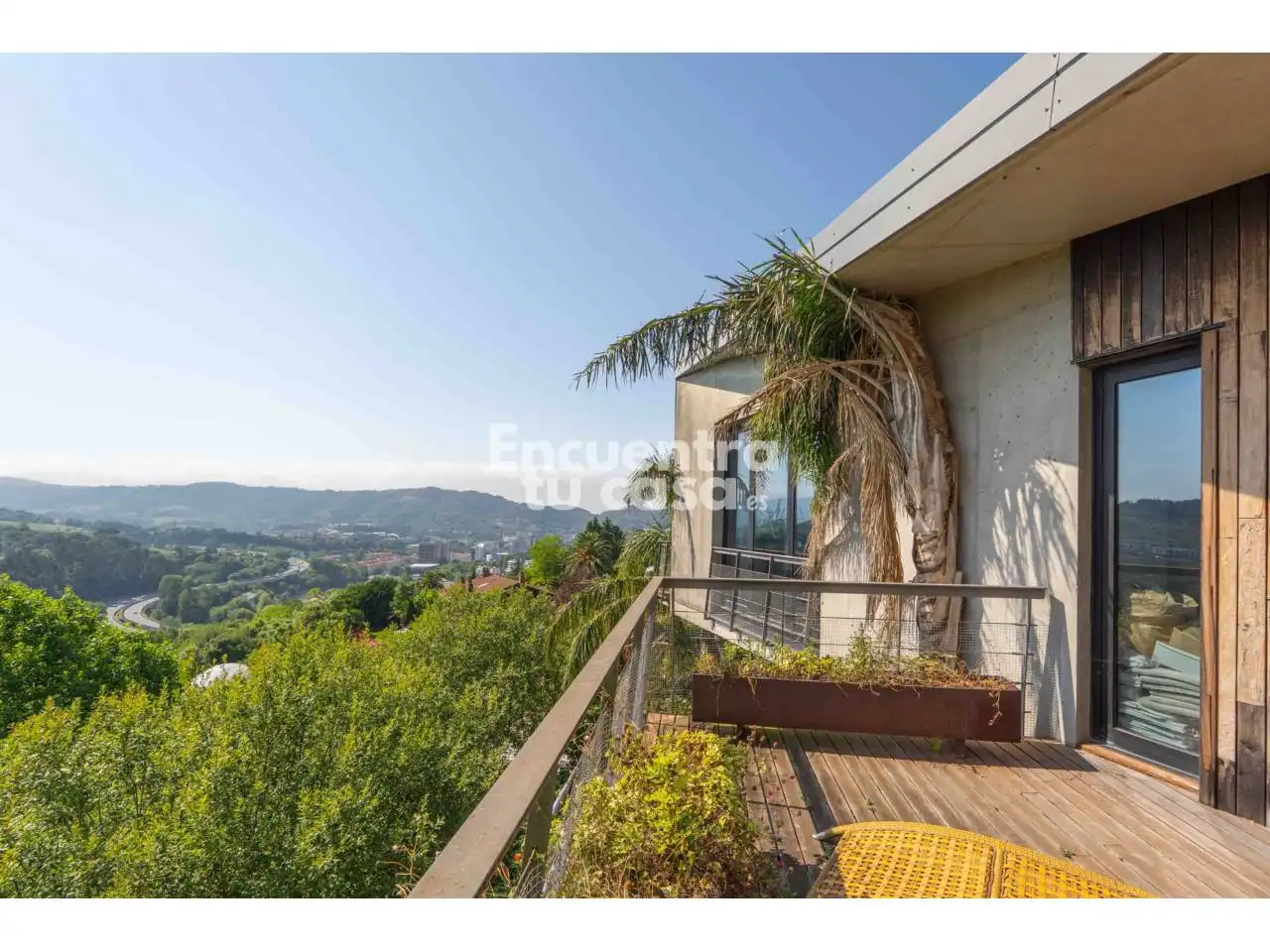 Terrassa de Casa o xalet en venda en Donostia - San Sebastián  amb Jardí privat, Terrassa i Piscina