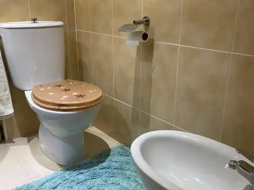 Bathroom of Flat for sale in Pueblo Español - Coveta Fumá