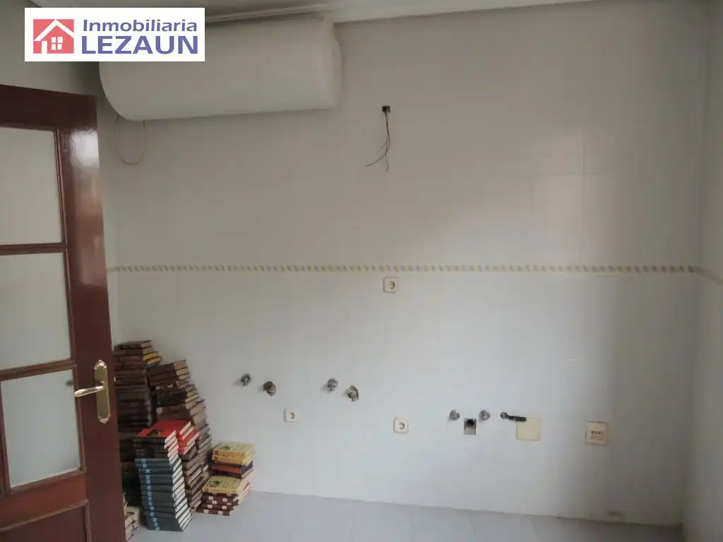 Küche von Wohnung zum Verkauf in Peralta / Azkoien
