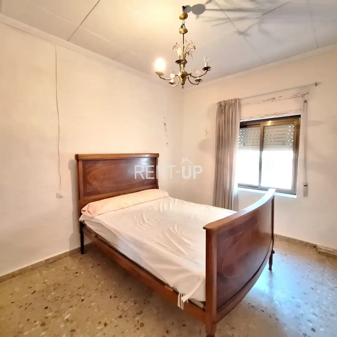 Habitación de Casa o chalet en venta en L'Alcúdia de Crespins con Terraza y Trastero