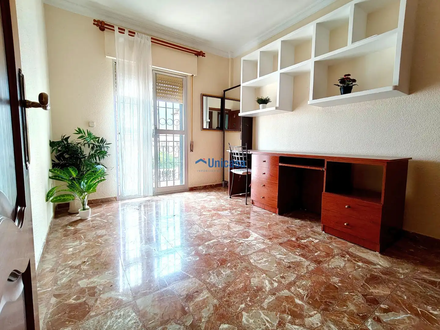 Living room of Flat for sale in Málaga  with Air Conditioner, Terrace and Furnished
