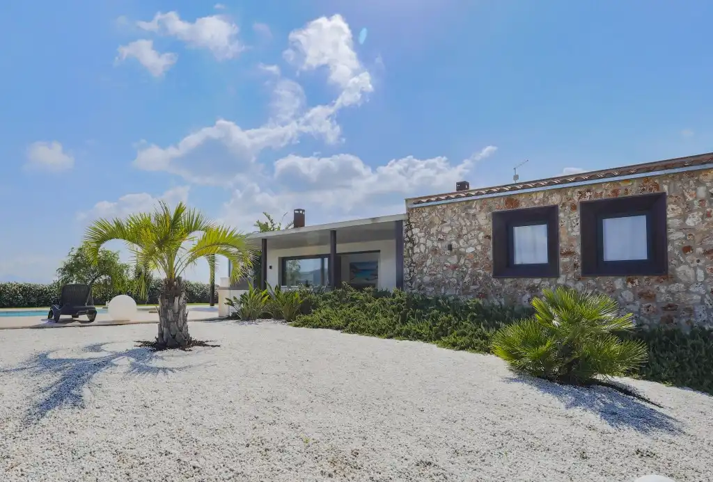 Vista exterior de Finca rústica en venta en Sa Pobla con Aire acondicionado, Jardín privado y Terraza