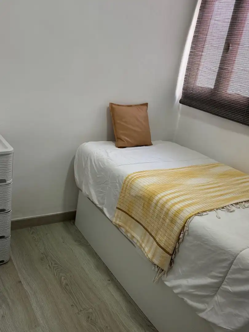 Habitación de Piso en venta en Valencia con Aire acondicionado, Calefacción y Balcón