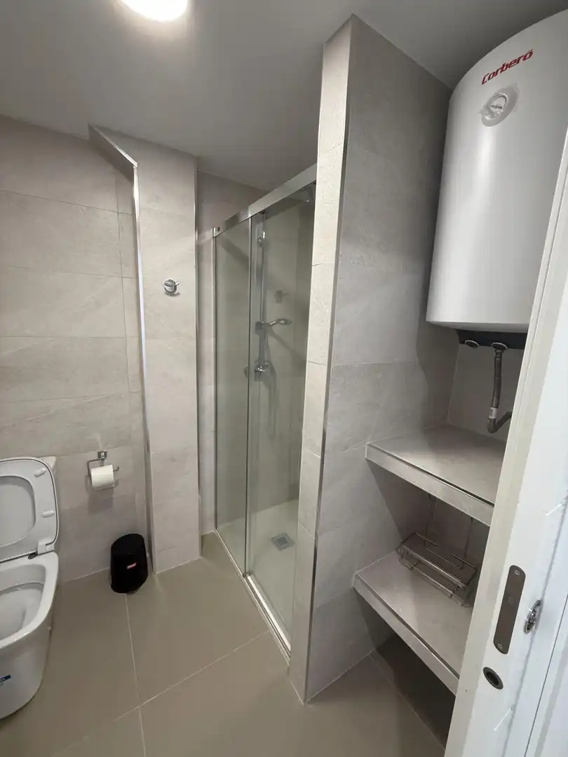 Room in Calle MORAIMA, 6, Suárez
