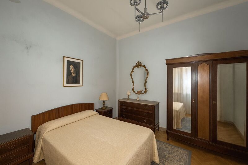 Bedroom of Flat for sale in  Madrid Capital