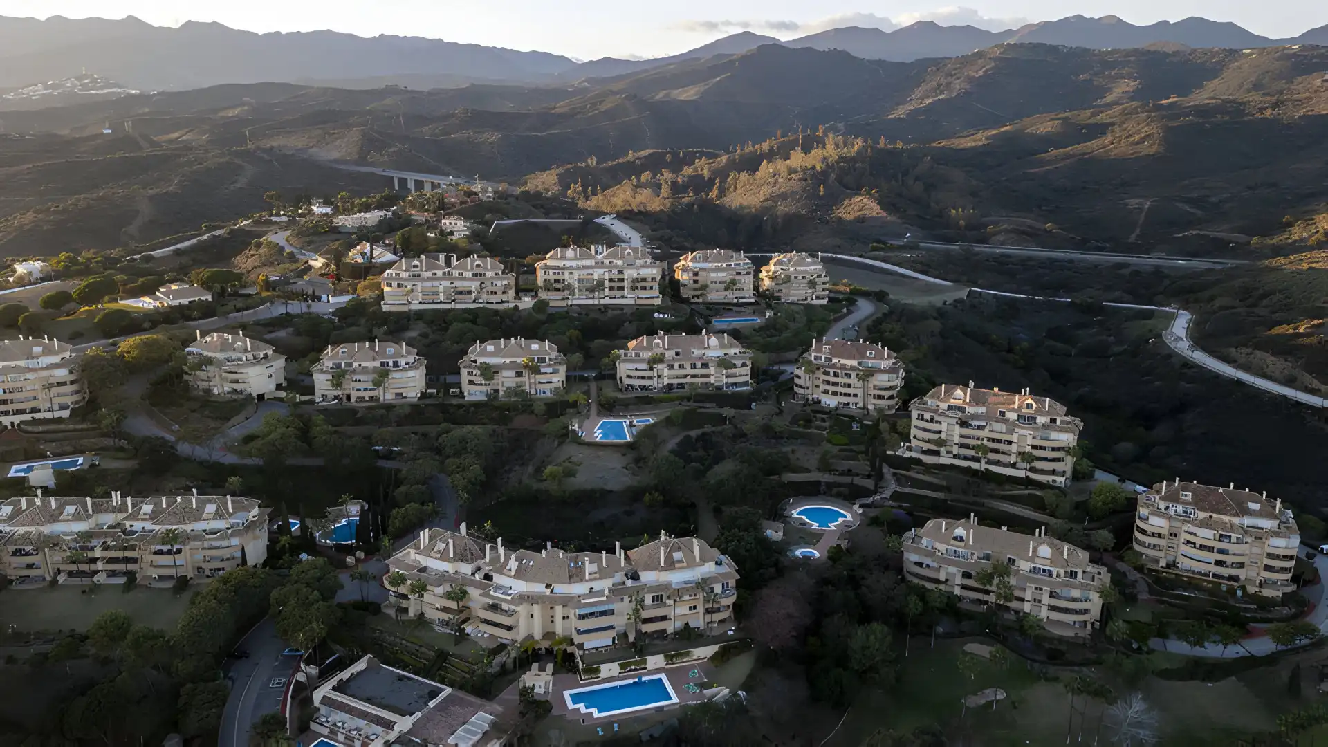Apartament amb piscina en venda a Elviria - Cabopino, imagen 32