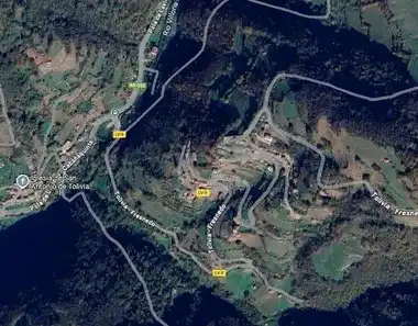 Einfamilien-Reihenhaus zum Verkauf in Laviana mit Möbliert