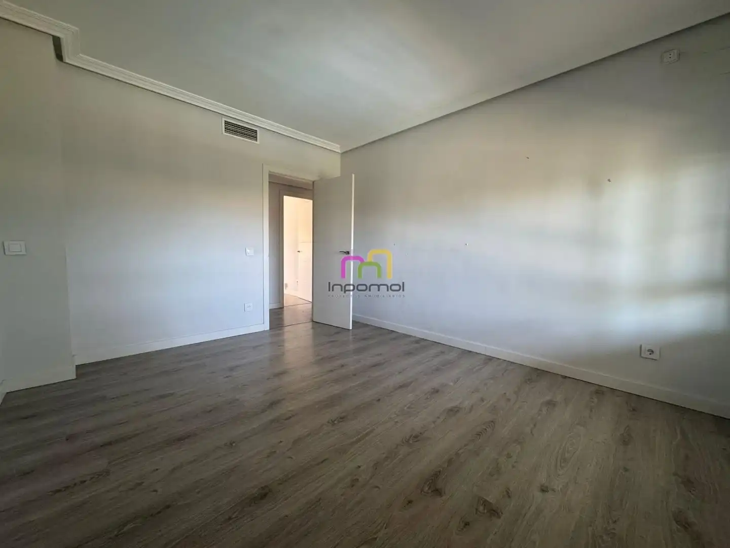 Dormitori de Casa o xalet en venda en Badajoz amb Aire condicionat, Calefacció i Jardí privat